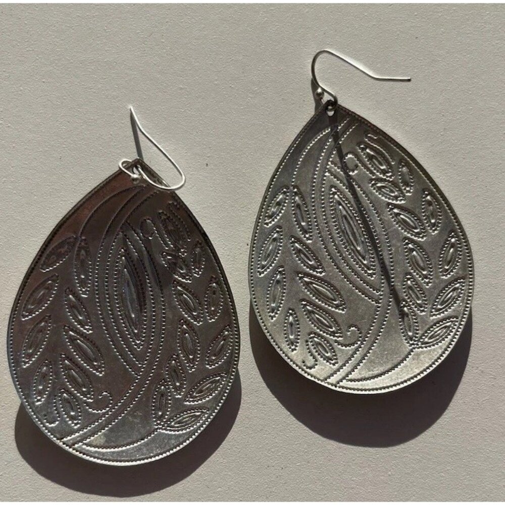 Vintage Women’s Leaf Shell Detail Earrings Dangle Drop Blue Silver Boho Western - Picture 6 of 8